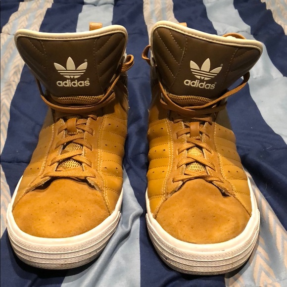 Adidas - Picture 3 of 7